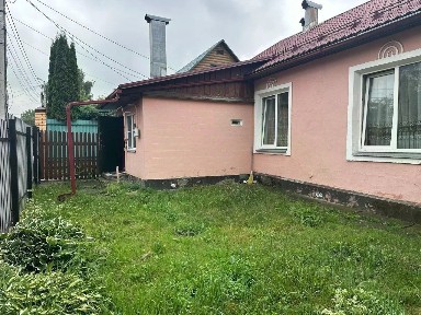 Продается 1\2 часть дома, 88 м²