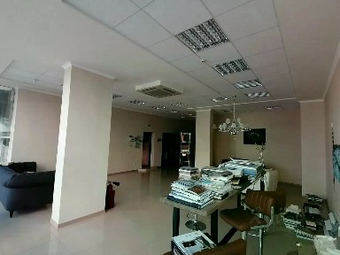 Сдается торговая площадь, 132 м²