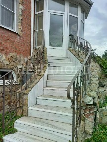 Продается 2-этажный дом, 450 м²