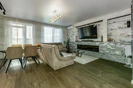 Продается 4-комн. квартира, 101,4 м²