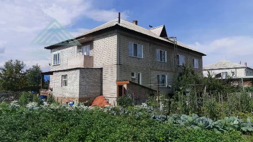 Продается 3-этажный коттедж, 272,3 м²