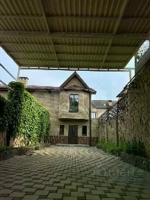 Сдается 2-этажный дом, 150 м²