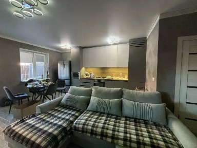 Сдается 2-этажный дом, 74 м²