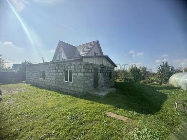 Продается 2-этажный дом, 210 м²