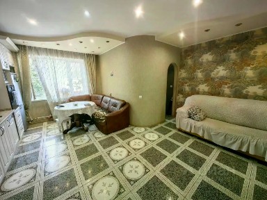 Продается 4-комн. квартира, 72,7 м²