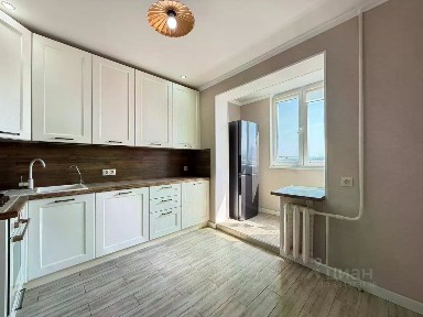 Продается 4-комн. квартира, 92,6 м²