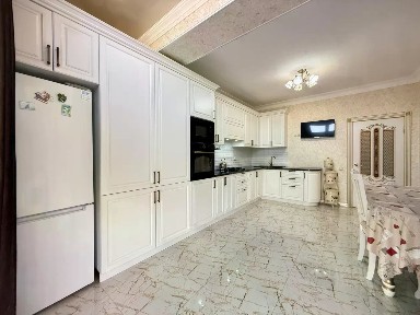 Продается 2-комн. квартира, 75 м²