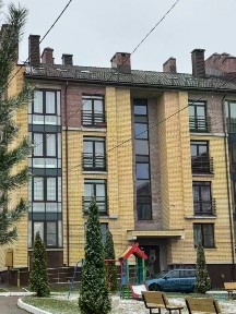 Продается 5-комн. квартира, 147 м²