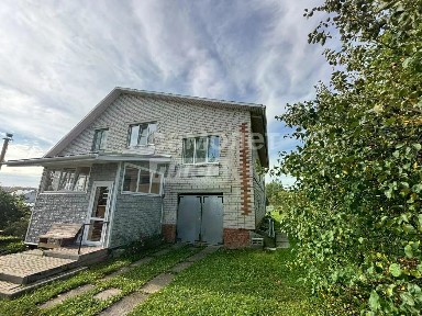 Продается 2-этажный коттедж, 265 м²
