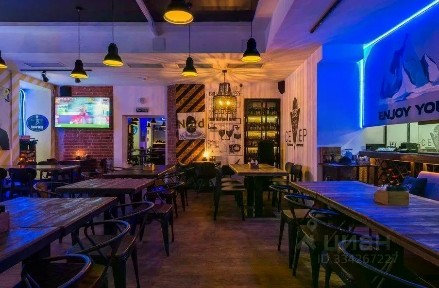 Сдается торговая площадь, 212,3 м²