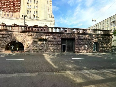 Москва, ЦАО, р-н Пресненский, Кудринская пл., 1