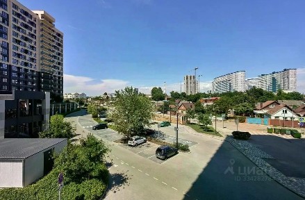 Продается 2-комн. квартира, 55 м²