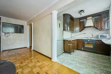 Продается 2-комн. квартира, 59,2 м²