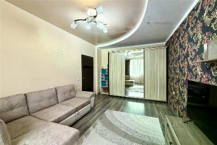 Продается 1-комн. квартира, 42 м²