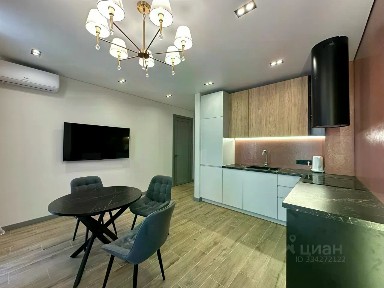 Продается 2-комн. квартира, 42 м²