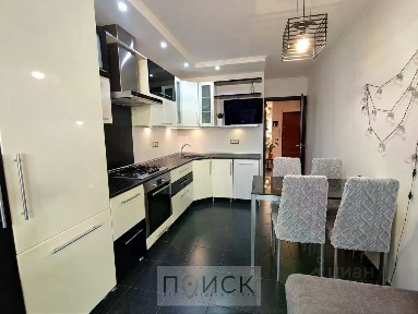 Продается 2-комн. квартира, 68 м²