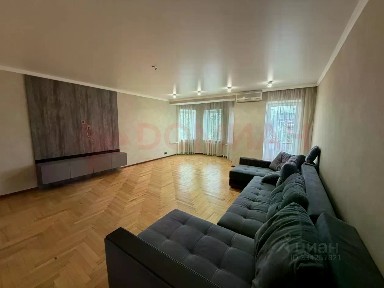 Продается 3-комн. квартира, 105,5 м²