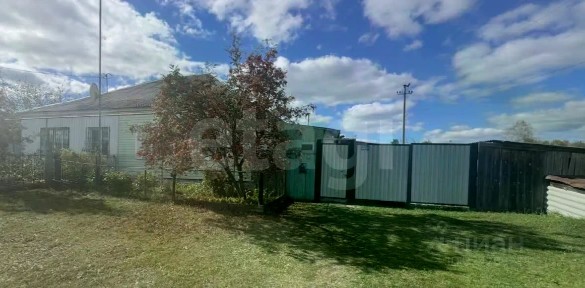Продается 50% часть дома, 82 м²