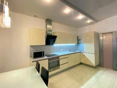 Продается 3-комн. квартира, 120,7 м²