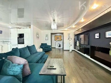 Продается 4-комн. квартира, 102,9 м²