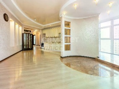 Продается 3-комн. квартира, 102,2 м²