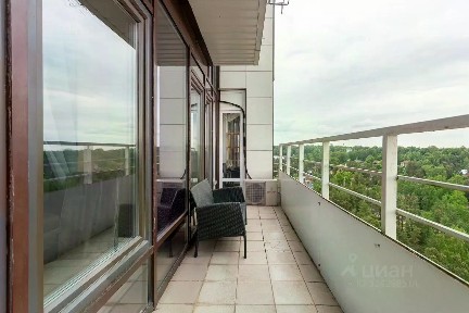 Продается 3-комн. квартира, 94 м²