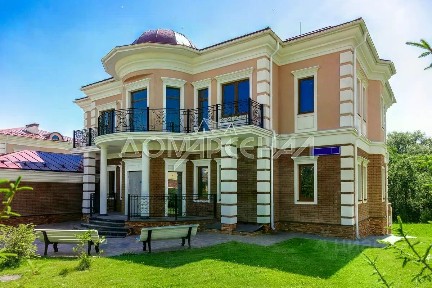 Продается 2-этажный дом, 855,4 м²