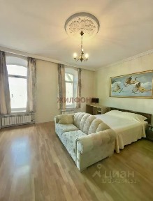 Продается 4-комн. квартира, 197 м²