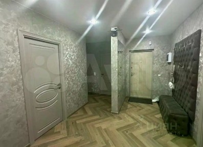 Продается 4-комн. квартира, 99 м²