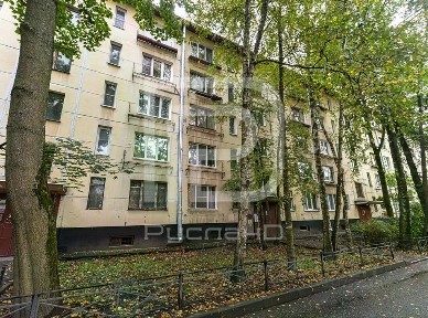 Продается 4-комн. квартира, 49 м²