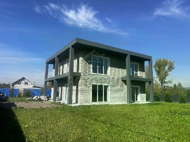 Продается 2-этажный дом, 220 м²