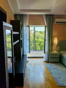 Сдается 5-комн. квартира, 175 м²
