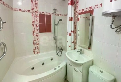 Продается 3-комн. квартира, 56 м²