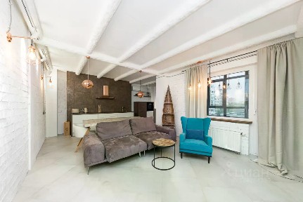 Продается 4-комн. квартира, 103 м²