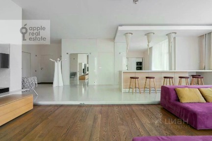 Сдается 4-комн. квартира, 215 м²