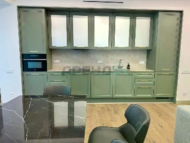 Сдается 4-комн. квартира, 155 м²