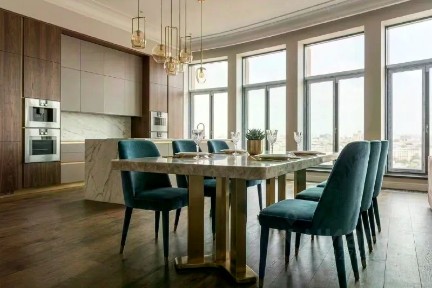Сдается 4-комн. квартира, 120 м²