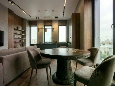 Сдается 4-комн. квартира, 105 м²