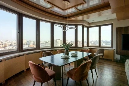 Сдается 4-комн. квартира, 198 м²