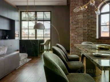 Сдается 4-комн. квартира, 180 м²