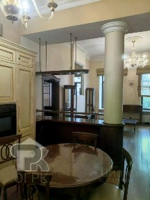 Сдается многокомнатная квартира, 221 м²
