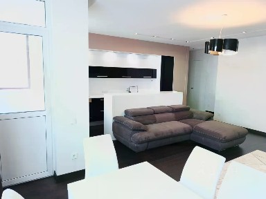 Сдается 3-комн. квартира, 120 м²