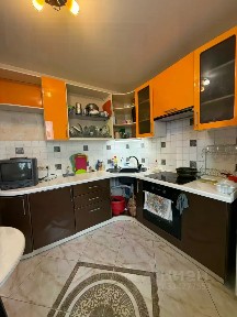 Продается 1/2 квартиры, 77,9/9 м²
