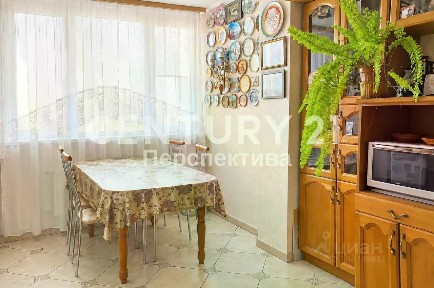 Продается 3-комн. квартира, 101 м²