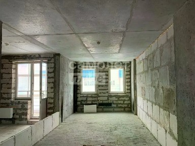 Продается 4-комн. квартира, 102 м²
