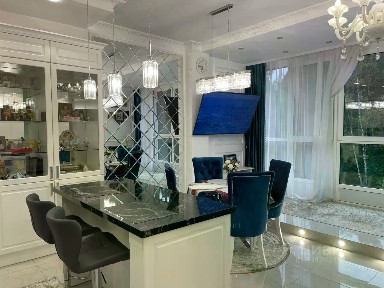 Продается 2-комн. квартира, 70 м²