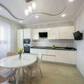 Продается 2-комн. квартира, 65,7 м²