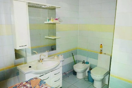 Продается 4-комн. квартира, 175 м²