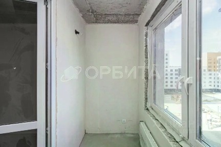 Тюменская область, Тюмень, Калининский, мкр. Учхоз, ул. Анатолия Клиндюка, 6