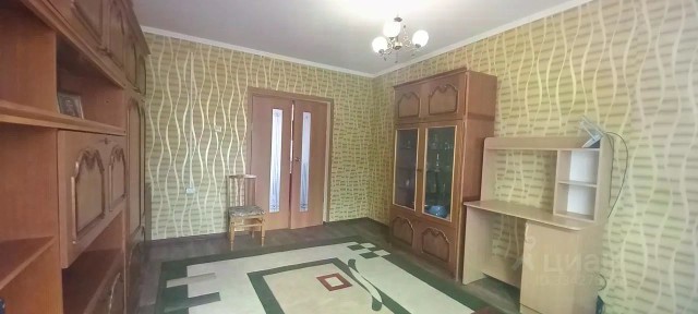 Сдается 4-комн. квартира, 93 м²